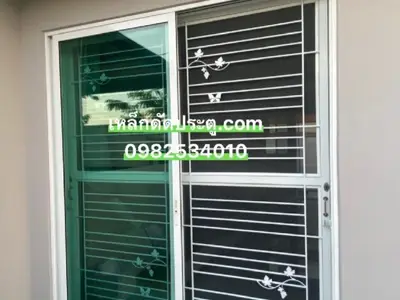 มุ้งลวดเหล็กดัด