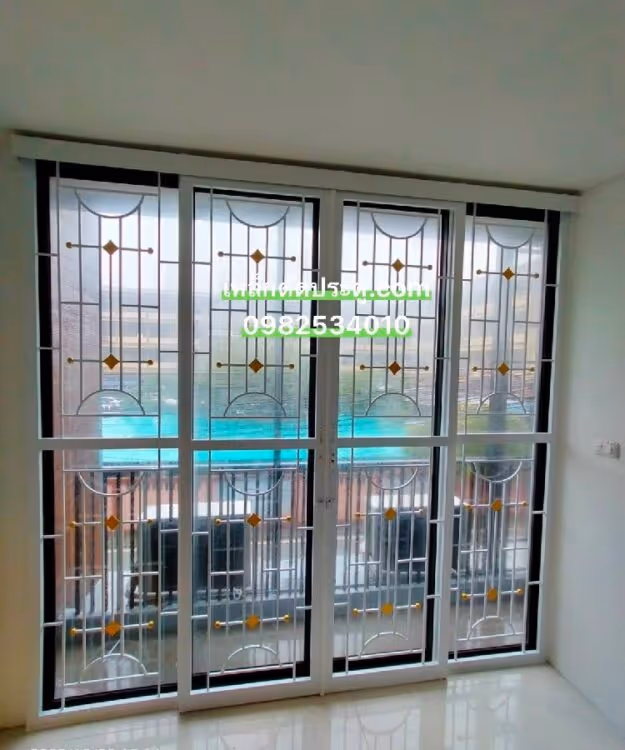 เหล็กดัดประตู มุ้งลวด Slide 12